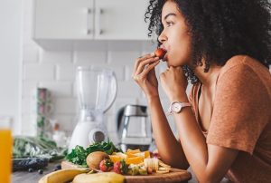 How to Improve Digestion with Mindful Eating Habits