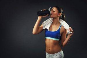 What are the health benefits of protein drinks for women?