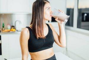 What is the use of protein shakes in women’s health?