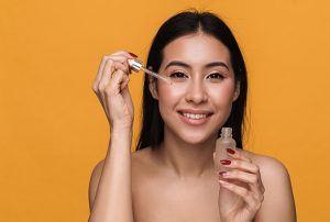 Buying a face serum online: 7 tips you need to know