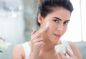 10 Key Uses and Benefits of Moisturizer for Healthy Skin